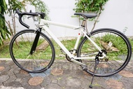 จักรยานเสือหมอบญี่ปุ่น - ล้อ 700x28C - เกียร์สับคอ 3x7 (21 สปีด) - อลูมิเนียม - Size 45 - สีขาว [จัก