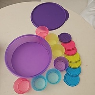 Tupperware 7 circle containers