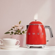 【SMEG】義大利復古0.8L迷你電熱水壺-魅惑紅