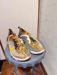 Nike React