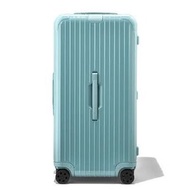 rimowa essential trunk plus size 33