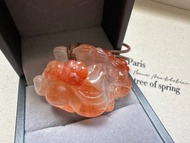 紅兔毛九尾狐鏤空雕刻件蠟繩款