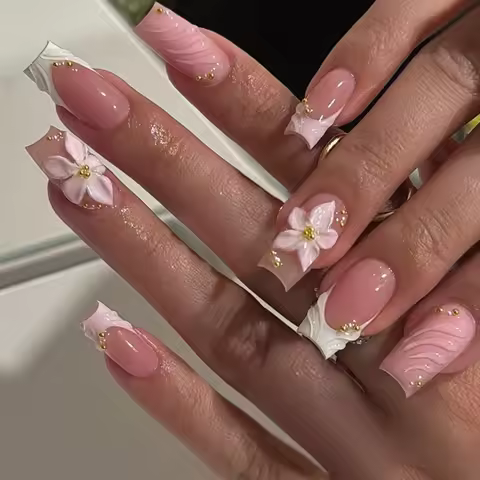 24 pieces per box. Rectangular 3D gel flower gradient style pressed nails. Y2K style. Korean-style c