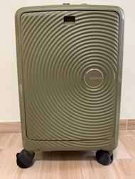 American Tourister Curio Spinner 55cm 行李箱