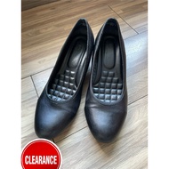 🔥BATA Comfit #iykyk work shoes