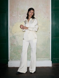 AIMER - Classic Flared Trousers กางเกงขายาว ขาบาน