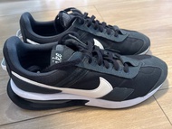 Nike RYZ 365 2 Black Sneakers - US 11