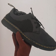 Preloved Sepatu Kerja Pria Dr. Martens