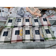 Nazheef Sarong Dobby White Dobby Kawung Flower