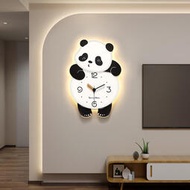 美世達熊掛鐘客廳2023新款鐘錶簡約家用時鐘掛牆創意壁燈