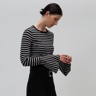 喇叭袖型條紋棉質上衣(黑)│Who Cares 台灣服飾品牌