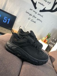 HOKA ONE ONE Tor Ultra Low 黑色 35-46