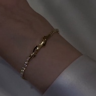 - IOPE Women's Bracelet