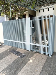 Pagar gerbang dorong, gerasi rumah besi hollo minimalis, modern Bandung