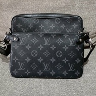 LV Trio 郵差包