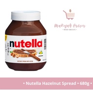 Nutella Hazelnut Spread • 680g