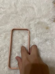 犀牛盾iphone  se粉色