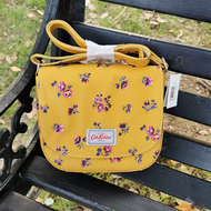 Cath Kidstonมีน้ำดอกไม้กระเป๋าสะพายข้าง21x20x7cm