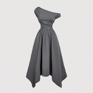 Vintage Court Grey Asymmetrical Hem Long Dress - One-Shoulder Design With Belt Included, Off-Shoulde