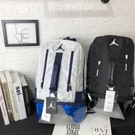 💥現貨💥籃球愛好者必備大容量Jordan喬丹AJ11復古運動雙肩後背包 Jordan AJ11 Retro Sports Backpack | 高45cm | 寬30cm | 底寬17cm | 內附獨