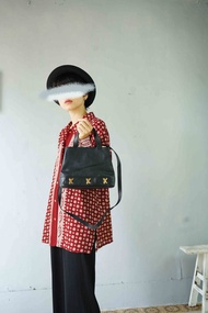 尋寶復古古董包-by Paloma Picasso義大利黑色皮革肩背梯形包