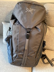 Arcteryx Mantis 20L backpack
