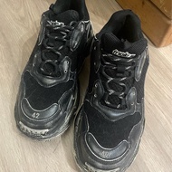 Balenciaga Triple S 二手