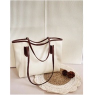 Andora Tote bag waterproof zipper