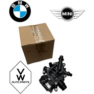 BMW F22 F23 F30 F31 F32 F33 F36 G01 G02 G11 G30 THERMOSTAT WITH HOUSING ASSEMBLY ( 11537644811 )