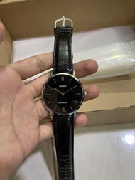 CASIO 男裝黑色皮帶手錶