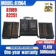 Battery For  MacBook Pro 13 Inch A1989 2018 A1964 Laptop Battery Replacement Battery Original  Low P