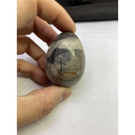 D2140 Natural Raw Ore/Black Mesh Black Egg Weight: 100g Size Approximately: Height 50.2 Diameter 36.