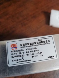 零件，變壓器220VAC 輸入，24VDC 和5VDC輸出 2A