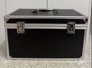 賣全新 | 鑒定卡防潮收藏箱 PSA/BGS/CGC(三格、可放30張左右）PTCG卡套評級卡鑒定卡、NBA卡、寶可夢卡牌、龍珠卡