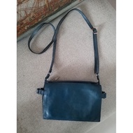 Rabeanco sling bag preloved (Net Price)