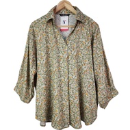 Atasan Kemeja Blus Wanita Oversize V-Neck JUMBO RAYON Motif Bunga Sakura Viral Terbaru dan Kekinian