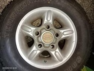 省錢備胎路華專用鋁圈只有一個 (SAILUN賽輪 20年39週製造 235 70 16輪胎)含16吋鋁圈 如圖實品物下