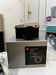 Leica D-Lux 7 銀色相機