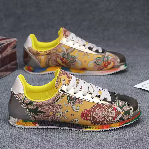 Old Beijing Cloth Shoes Embroidery Flower Social Guy Male Student Casual Shoes Fashion National Chin