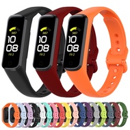 Accessory Band Replacement Silicone Strap for Galaxy Fit 2 SM-R220