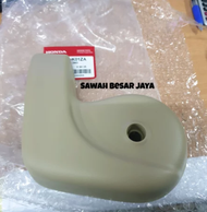 Plastik Cover Tutup Reclining Handle Handel Kursi Bangku Jok Baris Tengah Kedua Honda Mobilio BRV 20