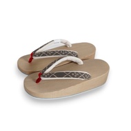 木曾赤檜 右近木屐 松煙染鼻緒