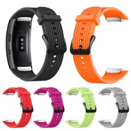 Adjustable Striped Silicone Watch Band Wrist Strap for Samsung Gear Fit 2 Pro Y32