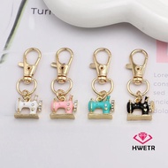 ENJOY 4pcs Mini Sewing Machine Keychains – A Stitch Of Memory & Meaning, Vintage Miniature Enamel Me