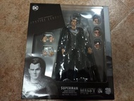 MAFEX Justice League 超人模型