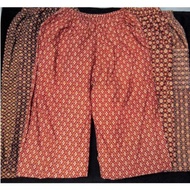 กางเกงลายไทย  ตัดจากผ้าถุง กางเกงคนแก่ ผ้าคอตตอน กางเกงเอวยางยืดคนแก่