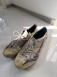MIZUNO ALPHA  足球鞋