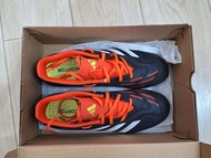 Adidas碎釘足球鞋(UK 10)Predator Club TF