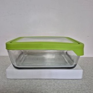 Anchor glass food container with lid,玻璃食物盒有蓋，名牌子玻璃物料保證耐用，L 25cm x W 20cm x H 8cm, microwave safe,可以入