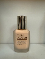 Estee Lauder 粉底液